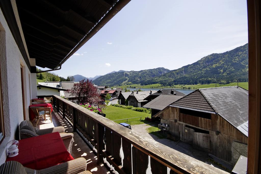 Haus Schluder - Familie Stanitzer Hotel Weissensee Kamer foto
